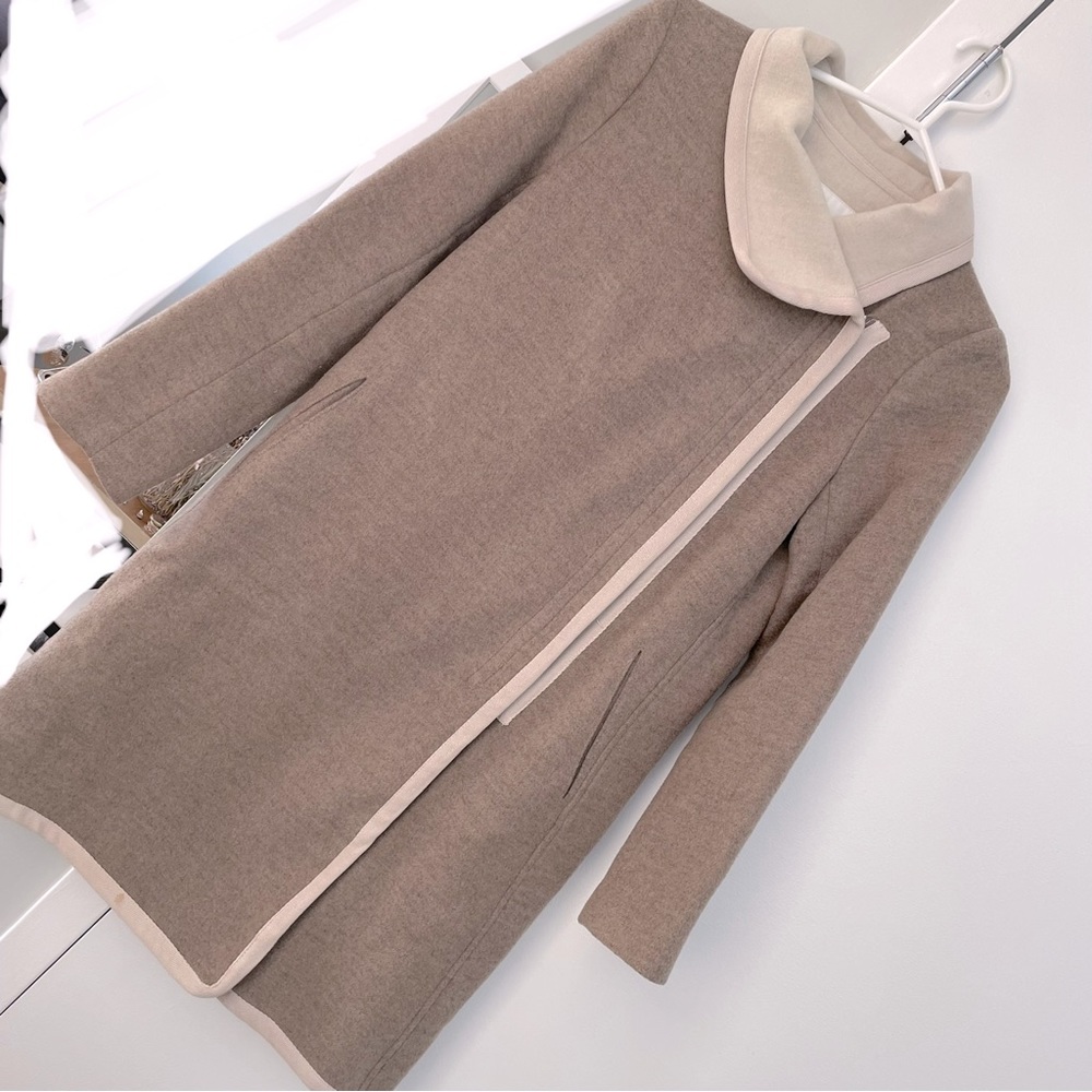 Aritzia Babaton Cormac Coat